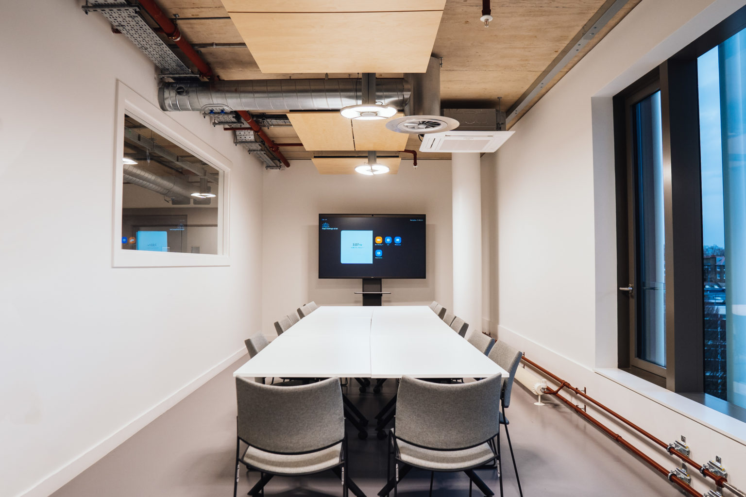 Royal College of Art lecture theatre AV system