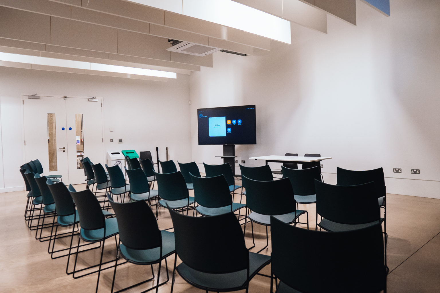 Royal College of Art self-service AV solution