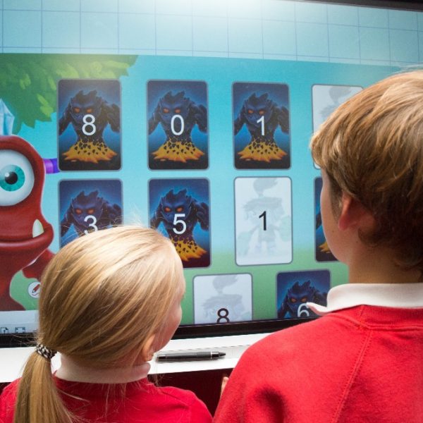 New primary school shines with interactive screens in every classroom, pupils 2